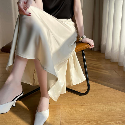 【显瘦显气质 优雅范儿十足！】姹弥 法式高定轻奢A字半身裙 进口醋酸 真丝质感 光泽华丽 柔软滑爽 百搭时尚 怎么穿都好看！ 商品图3