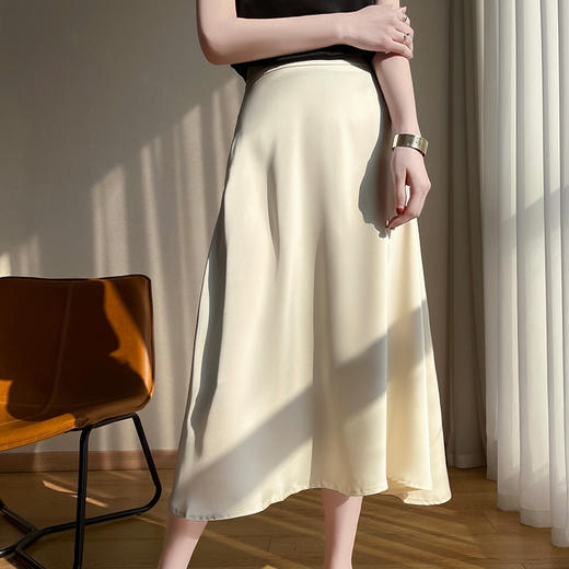 【显瘦显气质 优雅范儿十足！】姹弥 法式高定轻奢A字半身裙 进口醋酸 真丝质感 光泽华丽 柔软滑爽 百搭时尚 怎么穿都好看！ 商品图2