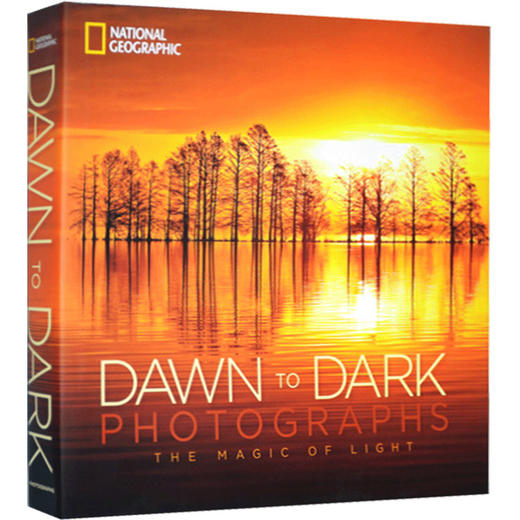 从黎明到黄昏 英文原版艺术画册 Dawn to Dark Photographs The Magic of Light 美国国家地理摄影图集 英文版 进口书籍 商品图0