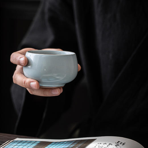 汝窑天青釉圆口茶盏 商品图2