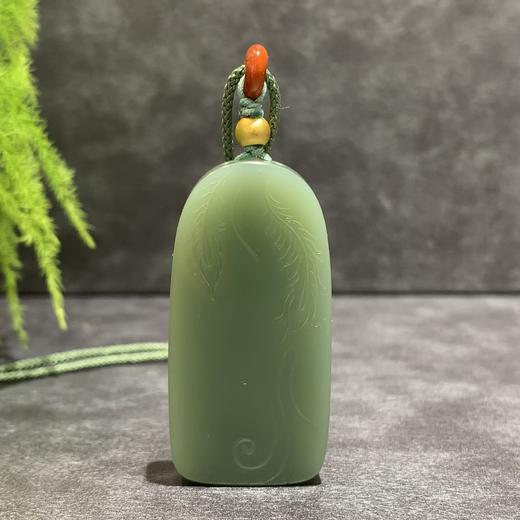 【御珠宫坊】碧玉凤穿牡丹挂件 商品图4