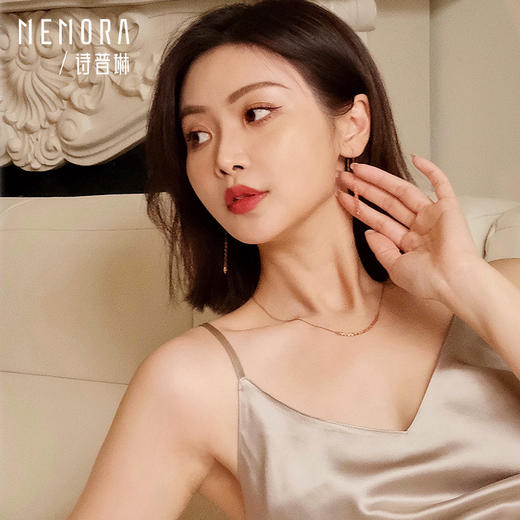 玫瑰18K金短款凤尾耳线耳饰KE2797诗普琳珠宝 商品图3