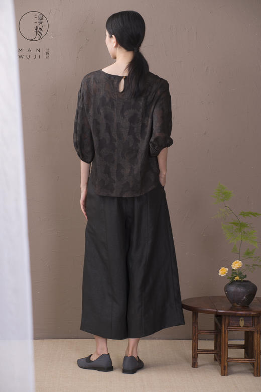 XYS-014剪花香云纱圆领上衣 商品图5