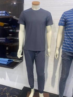 威恺尼休闲套装