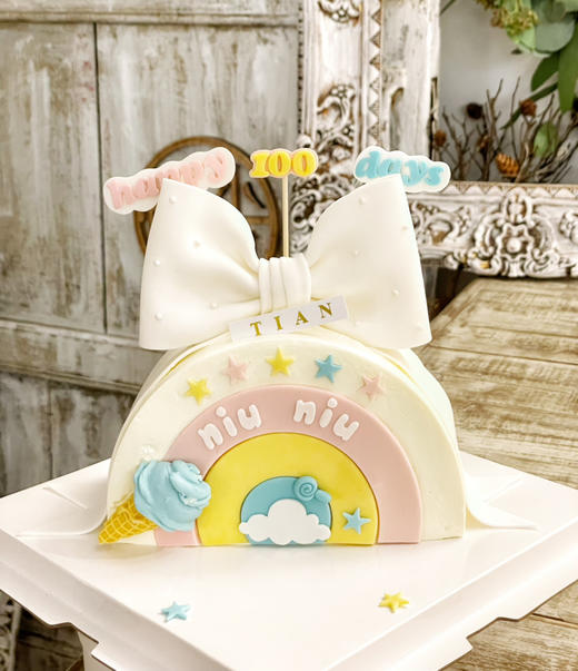 半翻糖主题彩虹蛋糕，全部可食用手工装饰，请提前48小时预定，可供3-5人分享 商品图7