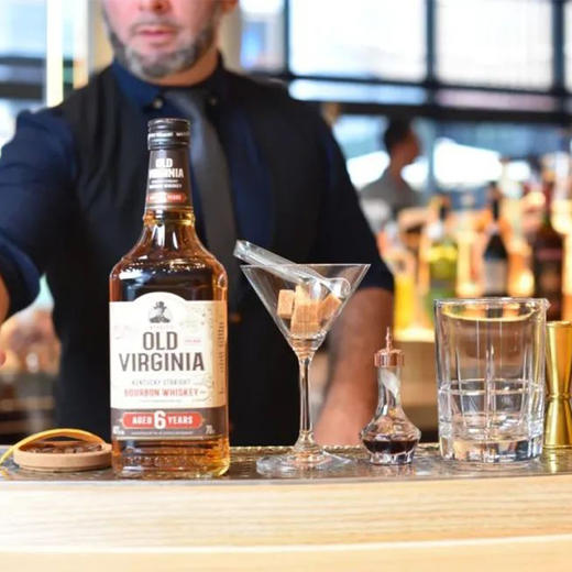 Old Virginia Bourbon Whiskey 老维珍6年波本威士忌 700ml 商品图2