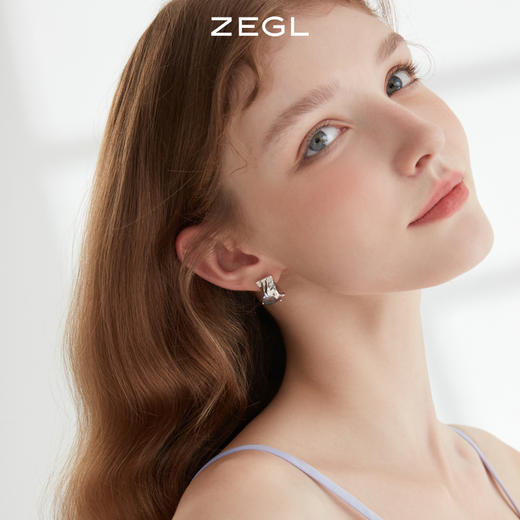 ZEGL设计师糖果系列爱心耳环女小众设计感高级耳钉925银针耳饰品 商品图4