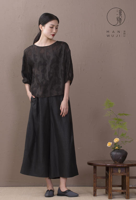 XYS-014剪花香云纱圆领上衣 商品图1