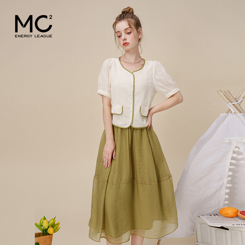 2023新款法式高级感衬衫气质轻熟风减龄女装套装港味半身裙两件套