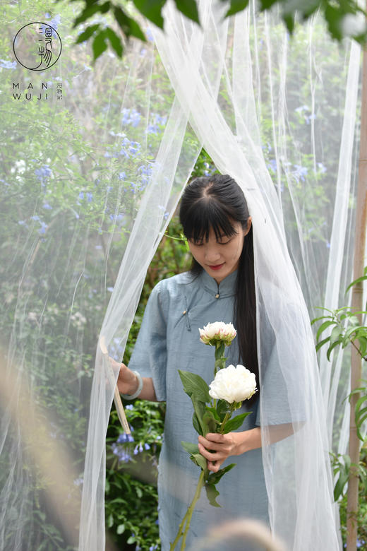 雾霾蓝荷叶袖丝棉旗袍 商品图3