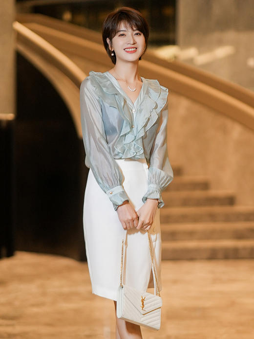 青色荷叶边衬衫女2022夏季新款设计感小众衬衣气质V领上衣 商品图4