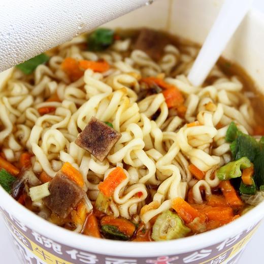 小公仔牛肉味迷你碗面36g 商品图1