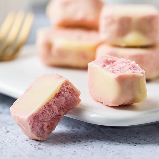 【食品酒水】酸奶块蓝草莓黄桃冻干水果儿童健康营养小吃休闲零食80g 商品图2