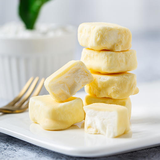 【食品酒水】酸奶块蓝草莓黄桃冻干水果儿童健康营养小吃休闲零食80g 商品图3