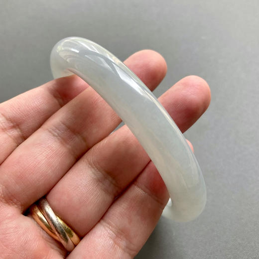 糯冰种厚庄翡翠圆条手镯59 商品图7