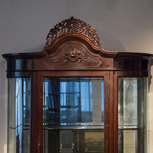 民国 红木葡萄纹酒柜（一对） 商品图4