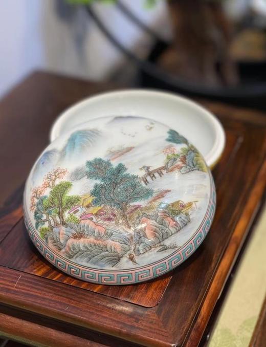 粉彩山水印泥盒 商品图0