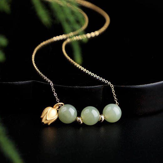 带证书轻奢晴水料和田玉吊坠玉石项链，古风925银镀金色莲蓬锁骨链JX-X10001 商品图1