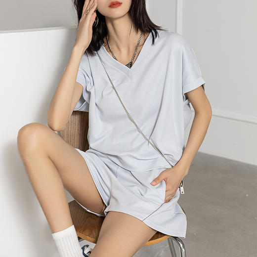 裁缝学苑AQ97夏季V领T恤+阔腿短裤纸样套装休闲女装打版裁剪图纸 商品图3