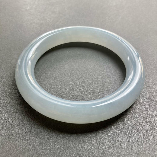 糯冰种厚庄翡翠圆条手镯59 商品图3
