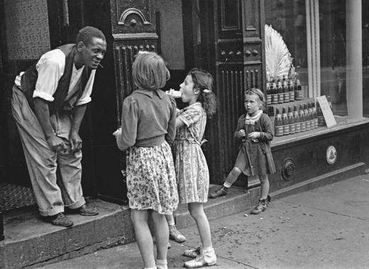 【预订】Helen Levitt：One, Two, Three, More | 海伦·莱维特：一，二，三，更多 摄影集 商品图3