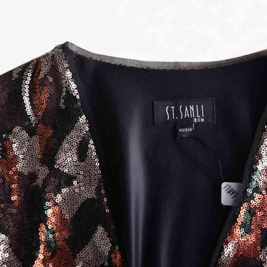 圣三利女装时尚亮片上衣SL2032106 商品图3