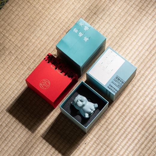 汝山明 生肖虎香插摆件汝窑茶宠 壬寅虎年，养一只汝瓷萌虎，来一套葫芦壶茶器，愿你汝虎添翼，虎禄双全 生肖虎香插摆件汝窑茶宠 商品图0