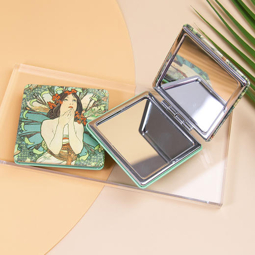 嘉德文创 | 慕夏·摩纳哥蒙地卡罗小方镜 商品图0