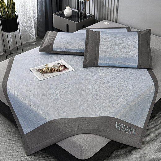 1200D加粗冰丝凉席 三层加厚 高密度编制工艺 滑爽睡眠 拒绝粘腻 商品图1