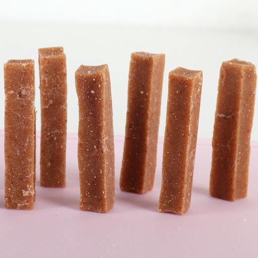 【食品酒水 】国产贵哺山楂条108g袋装休闲零食山楂制品山楂糕独立包装山楂块 商品图1