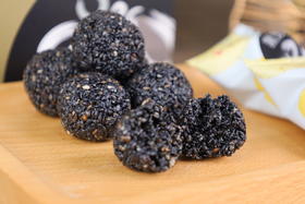  常吃“黑芝麻”有三大好处，你都知道吗？ 