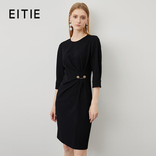 EITIE爱特爱秋新款大气优雅时尚通勤收腰中裙显瘦黑色连衣裙C2207038 商品图0