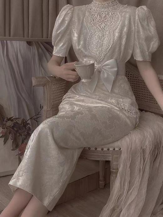 【投稿】喵娘精工@M43《白华》Vintage宫廷风浮雕暗纹连衣裙 商品图1