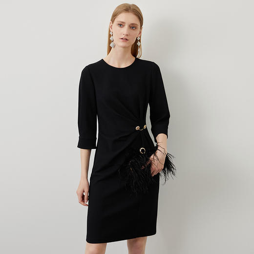 EITIE爱特爱秋新款大气优雅时尚通勤收腰中裙显瘦黑色连衣裙C2207038 商品图3
