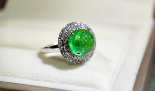 4.55克拉戴妃经典款祖母绿戒指 商品图4