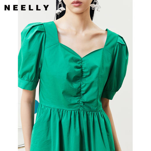 NEELLY纳俪商场同款桃心领泡泡袖连衣裙女中长款收腰a字裙夏通勤 商品图3