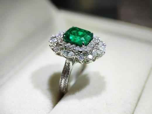 4.58克拉豪镶vivid green祖母绿戒指吊坠两用款 商品图0