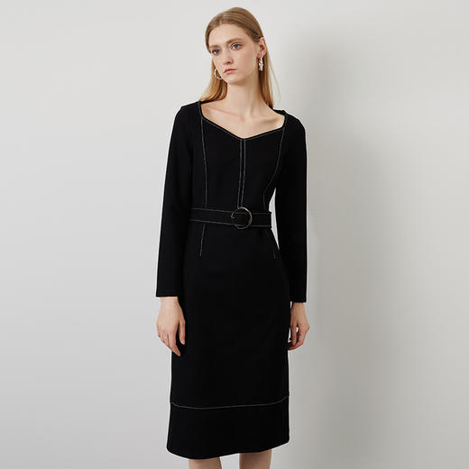 EITIE爱特爱秋季新款简洁大气桃心领收腰显瘦通勤黑色连衣裙C2207010 商品图3