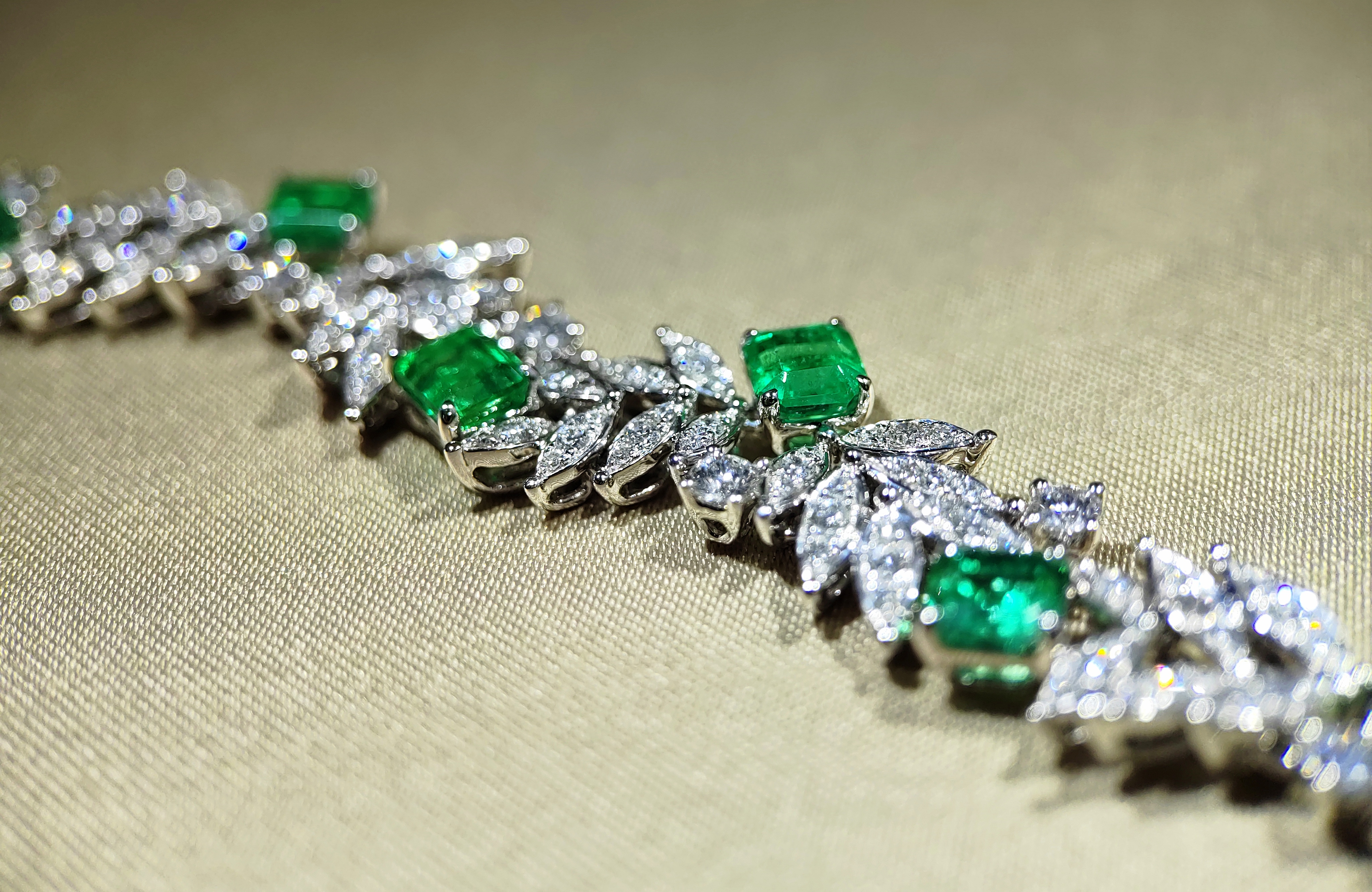 祖母绿月桂K金钻石手链戒指套装（戒指已售，可定制）