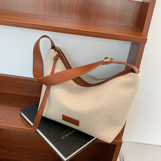 「三色可选！小众设计包包」女包夏季潮大容量斜挎包帆布单肩腋下箱包 商品图3