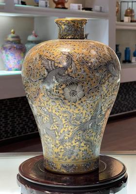 墨彩铺金铺金九凤梅瓶