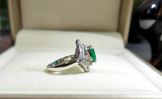 1.80克拉豪镶木佐绿极微油祖母绿戒指 商品图3