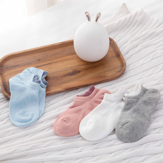 秒杀9.9元3双   多喜爱 家居袜   花色随机 商品图0