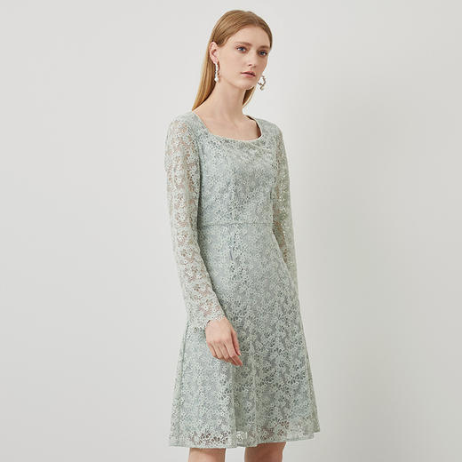 EITIE爱特爱秋季新款温柔气质方领收腰a字中裙绣花蕾丝连衣裙C2207034 商品图1