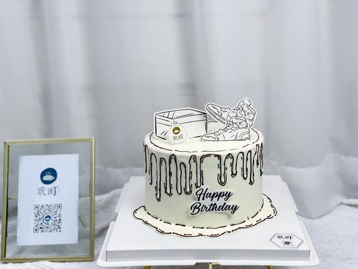 AJ复古描绘黑色淋面蛋糕 商品图0