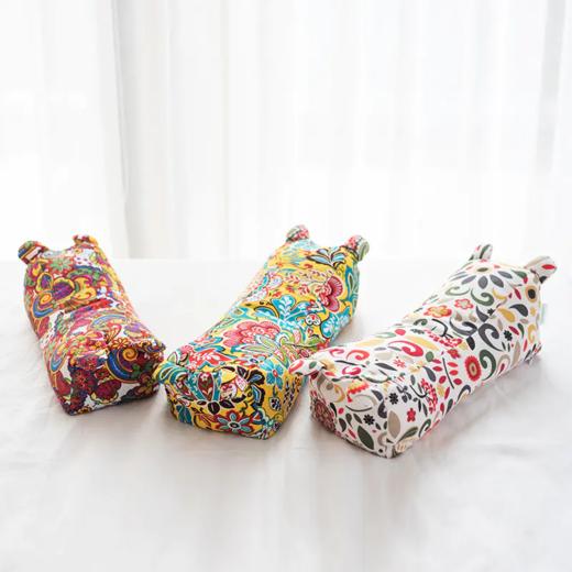 【99元2件】多彩荞麦老虎枕靠枕枕芯 商品图1