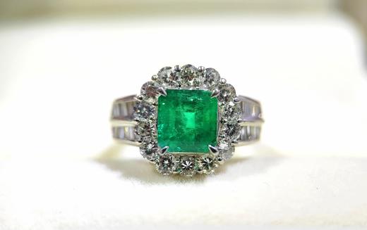 2.01克拉豪镶vividgreen极微油祖母绿戒指 商品图2