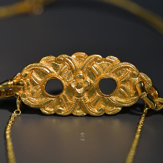 项链 | 古绿琉璃雕花牌卷草纹项链 商品图0