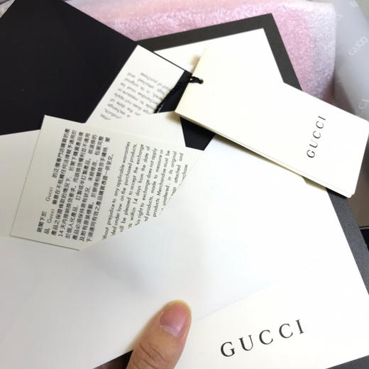 清仓，古驰原厂皮，粉色相机包中号，原价1250，配全套包装 商品图4