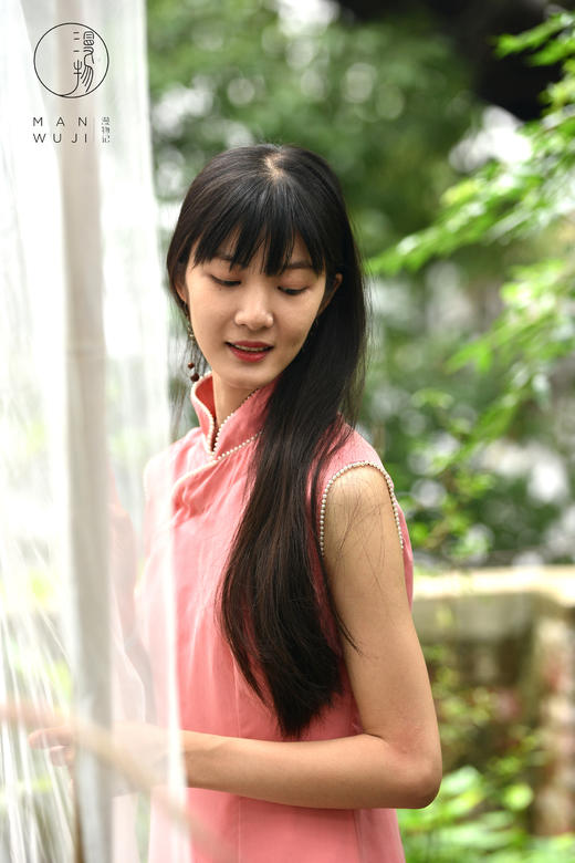 铜氨丝珠边无袖旗袍 商品图5